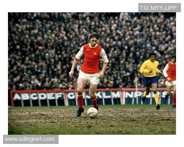 80后足球巨星闪耀绿茵场见证一代人的热血与辉煌