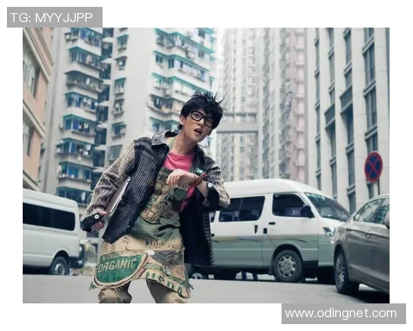 《从街头少年到世界足球之巅：一个改变命运的传奇之路》