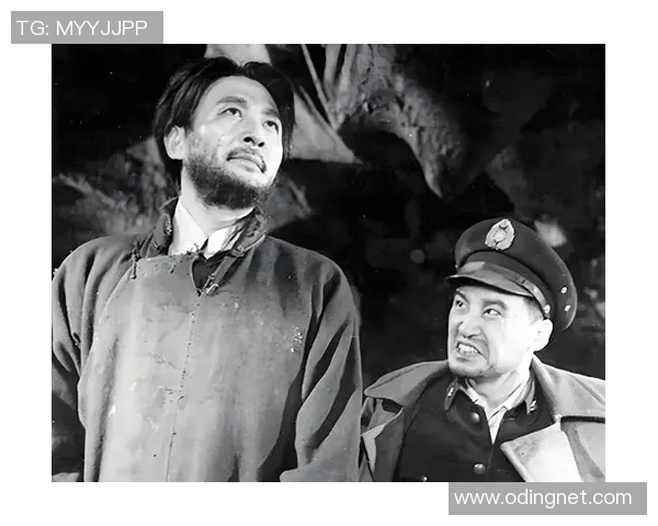 《足球星途逆袭：从替补到顶级球员的惊天逆转之路》