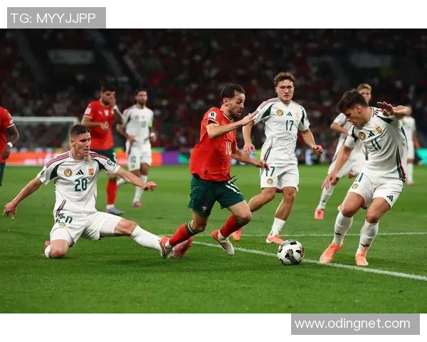 世界杯足球赛场上那些拖着跑的球星:他们是如何凭借坚韧与技巧突破重围的 世界杯足球赛场上那些拖着跑的球星:他们是如何凭借坚韧与技巧突破重围的