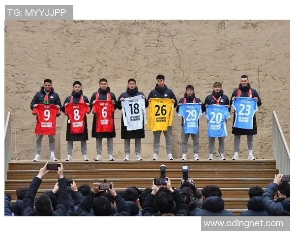 中国足球励志球星排行榜 展现奋斗精神与不屈意志的代表人物 中国足球励志球星排行榜 展现奋斗精神与不屈意志的代表人物