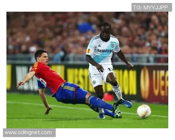 卡卡传奇足球之路回顾：从天才少年到全球偶像的辉煌历程