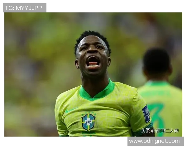 球星怀孕足球运动员的挑战与坚持：从赛场到母亲身份的转变